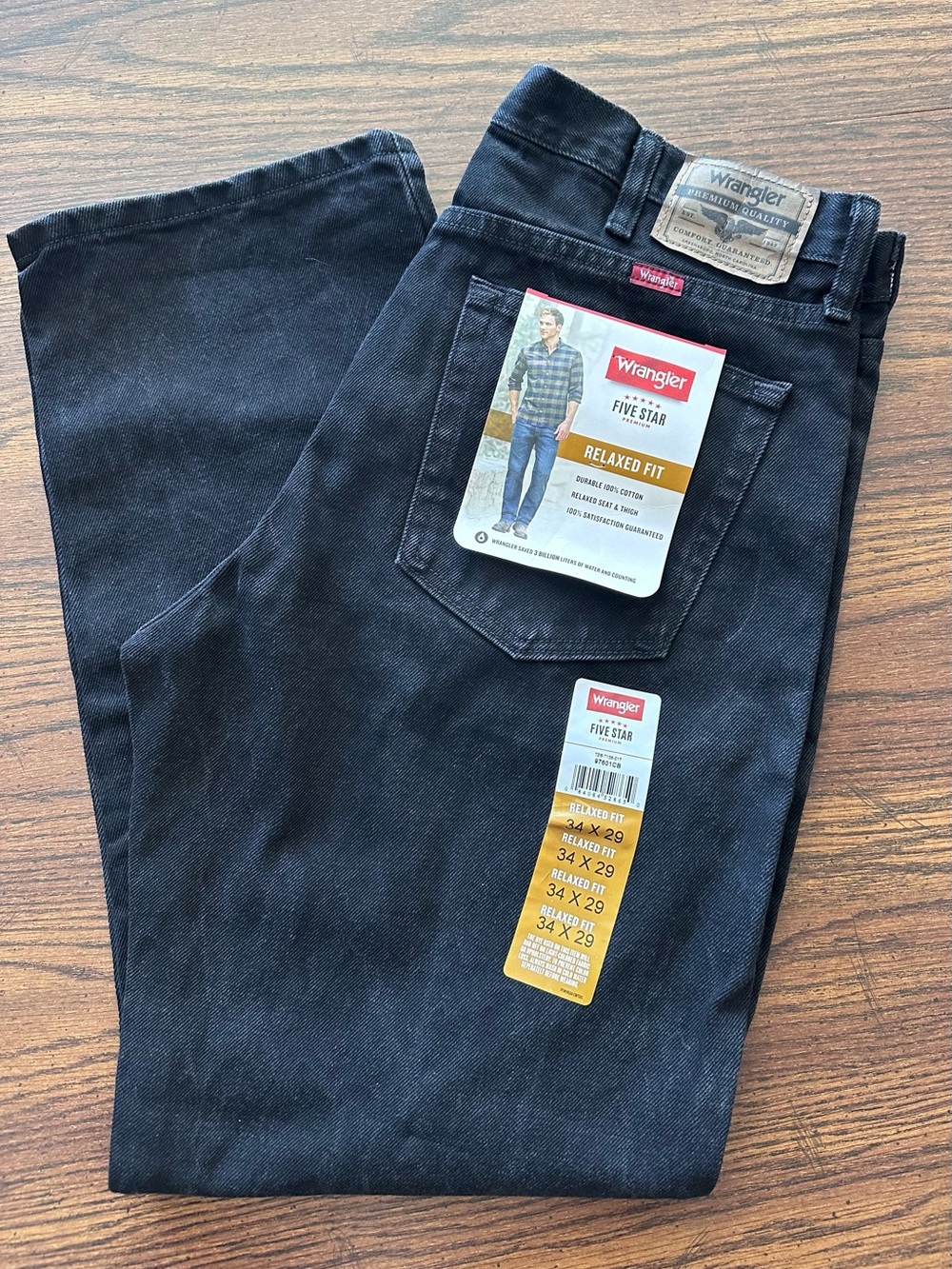 Wrangler Men's Relaxed Fit Black Jeans